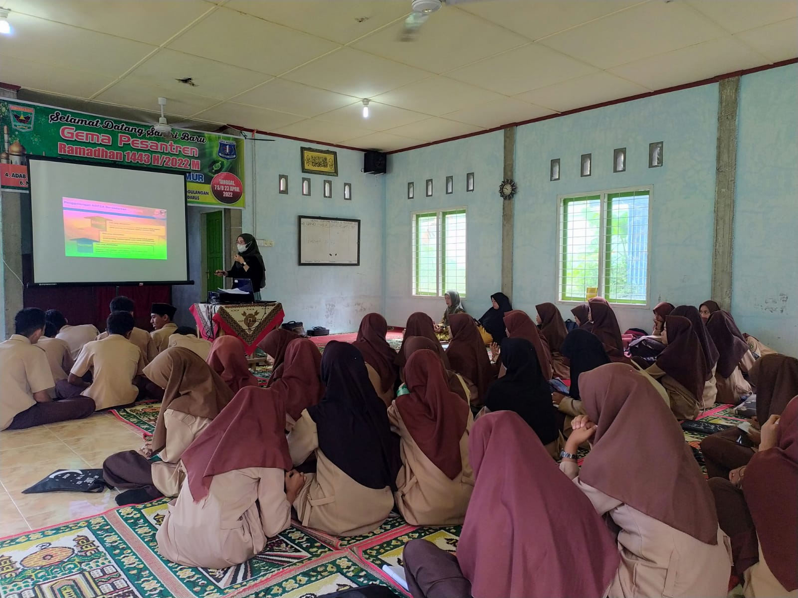 Penyuluhan Kesehatan dalam acara Pesantren Ramadhan di SMA N 1 V Koto Timur